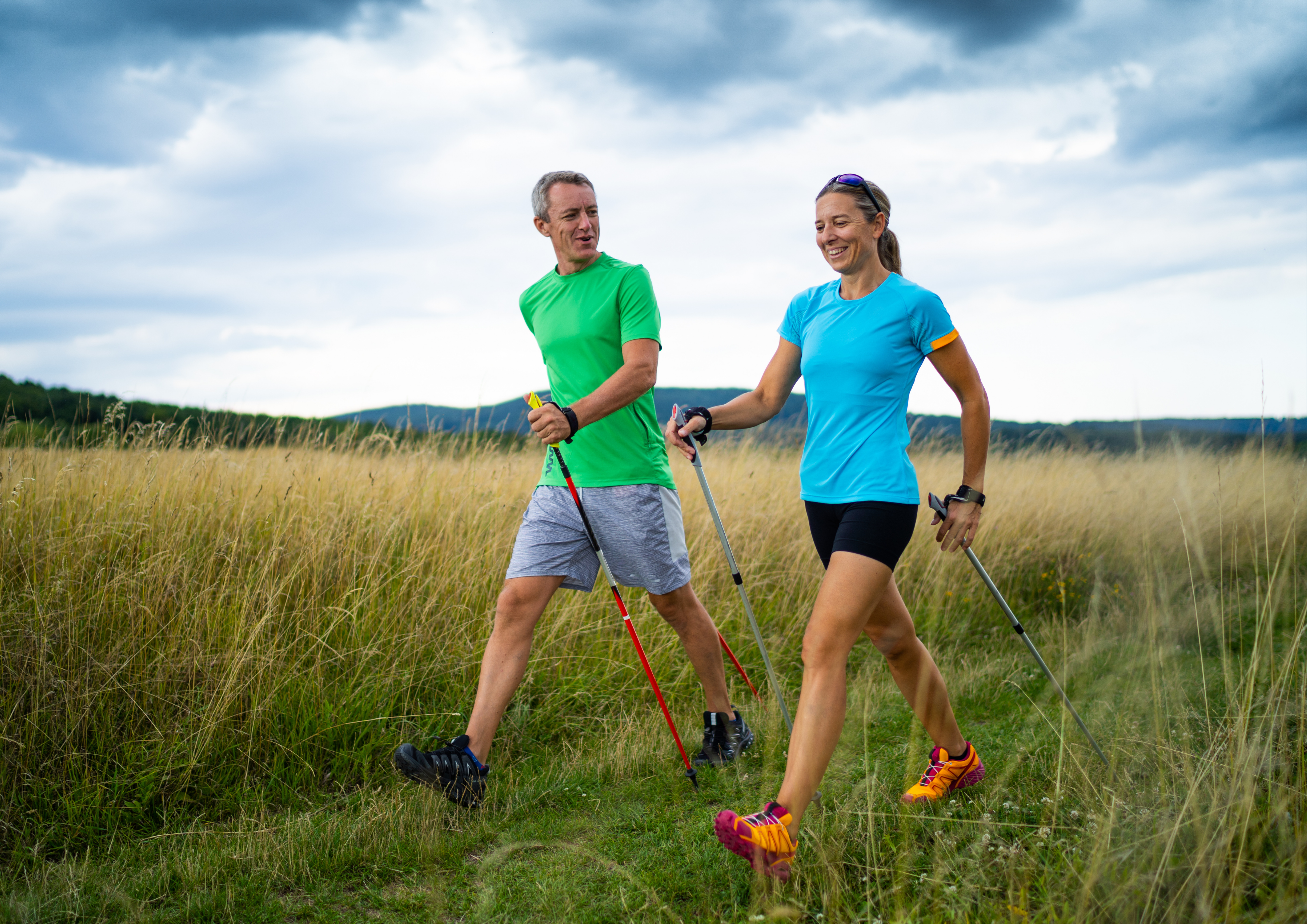 Para trenuje nordic walking